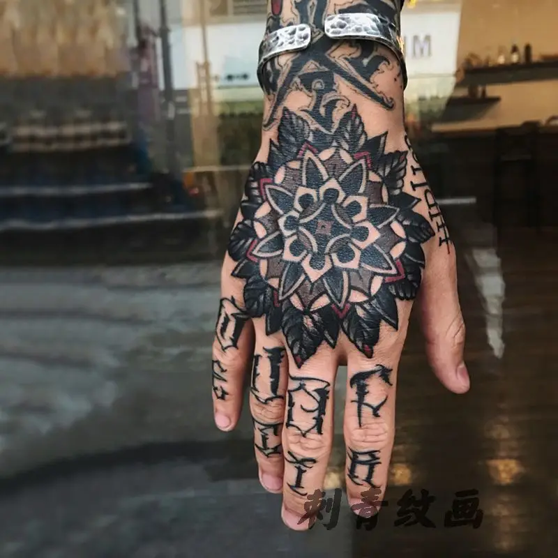 Татуировка Мандала для женщин и мужчин, искусственная татуировка для рук и спины, наклейки, стойкая татуировка на руку, татуировка в стиле хип-хоп
Татуировка Мандала для женщин и мужчин, искусственная татуировка для рук и спины, наклейки, стойкая татуировка на руку, татуировка в стиле хип-хоп