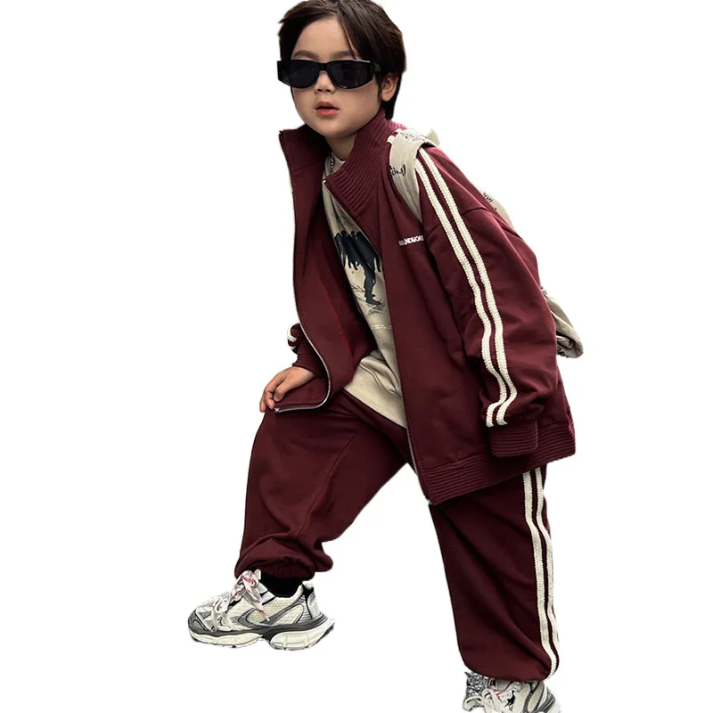 Детский комплект с вышивкой Детская толстовка с капюшоном и штаны для девочек
Детский комплект с вышивкой Детская толстовка с капюшоном и штаны для девочек