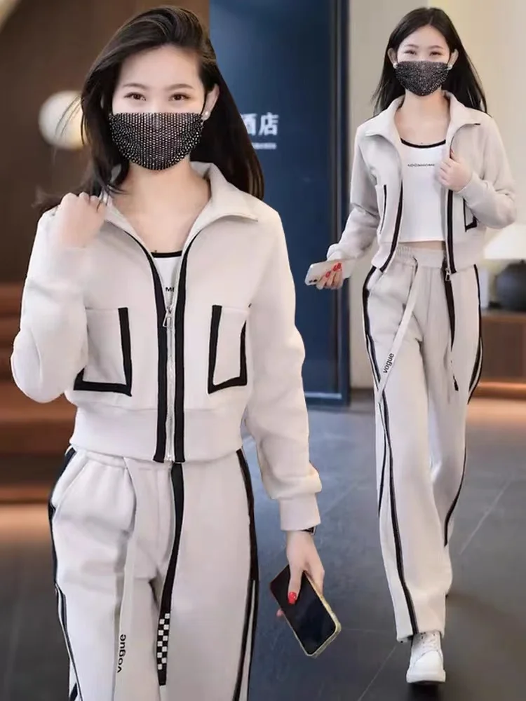Fashion Tracksuit Women Outfits Autumn Winter 2023 Korean Elegant Women's Two Pieces Sets Long Sleeve Female Sweatsuit
Fashion Tracksuit Women Outfits Autumn Winter 2023 Korean Elegant Women's Two Pieces Sets Long Sleeve Female Sweatsuit