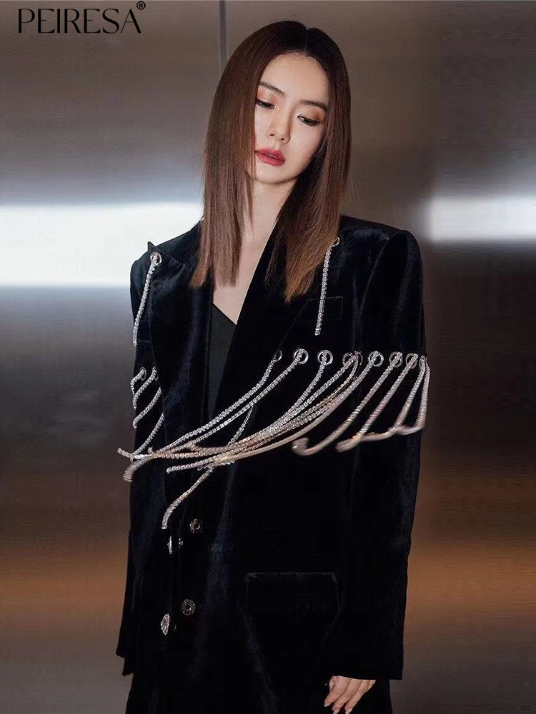 PEIRESA Rhinestone Tassel Chain Velvet Blazer Coat For Women 2023 Autumn New Lapel Long Sleeve Single Breasted Loose Outwear
PEIRESA Rhinestone Tassel Chain Velvet Blazer Coat For Women 2023 Autumn New Lapel Long Sleeve Single Breasted Loose Outwear
