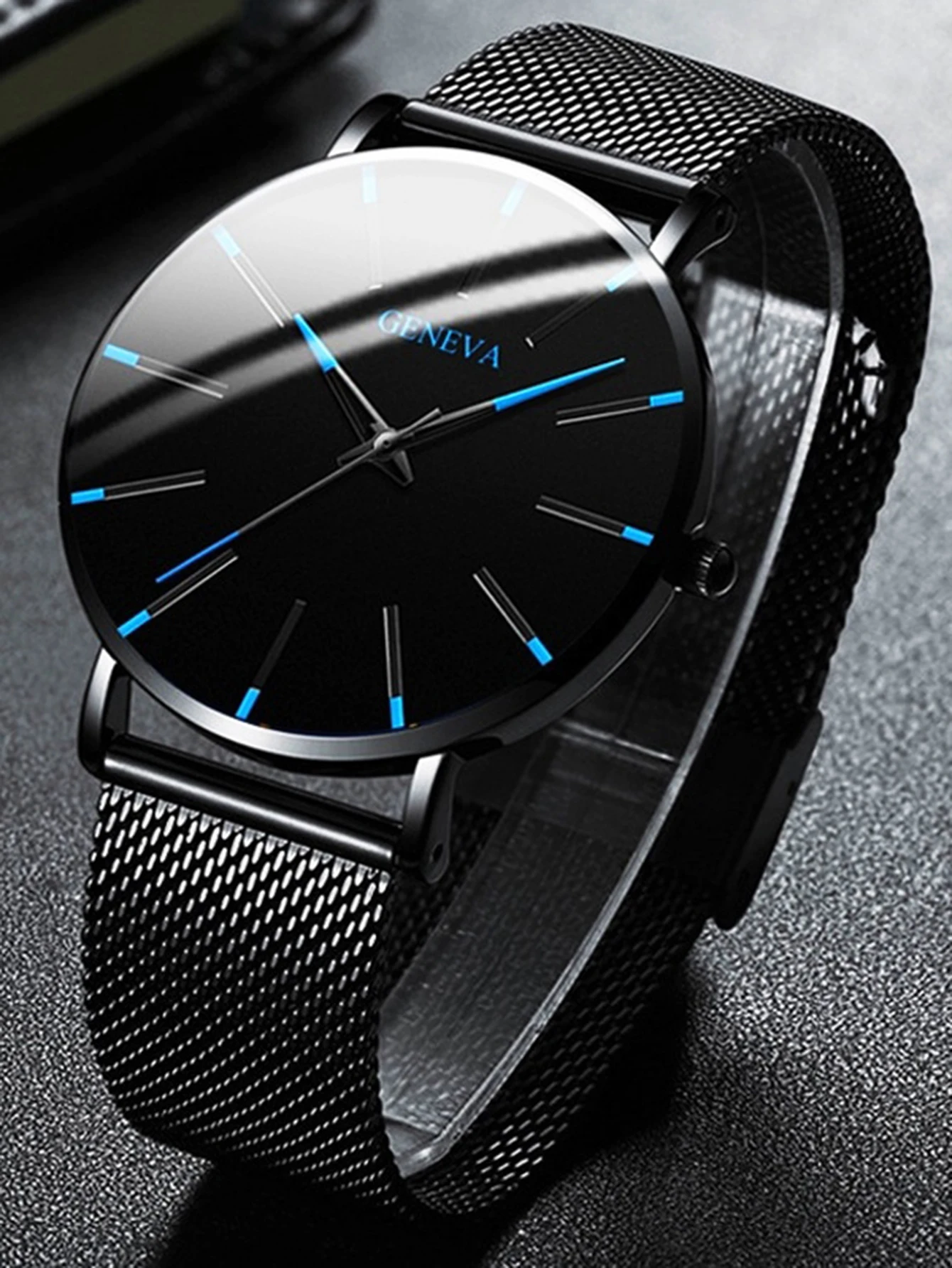 Fashion casual alloy mesh with classic Red needle Blue needle graduated quartz form table selection gift everyday wear Fashion casual alloy mesh with classic Red needle Blue needle graduated quartz form table selection gift everyday wear