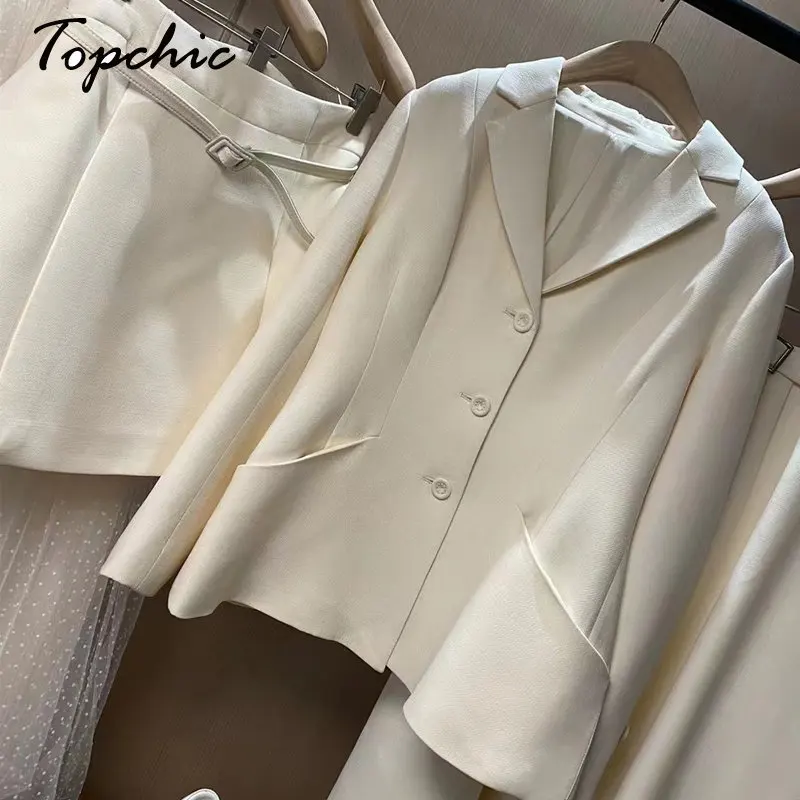 Brand Designers Beige Blazer for Women 2023 Office Lady Elegant Notched Single Breasted Slim Blazers Feminino New In Outerwears
Brand Designers Beige Blazer for Women 2023 Office Lady Elegant Notched Single Breasted Slim Blazers Feminino New In Outerwears