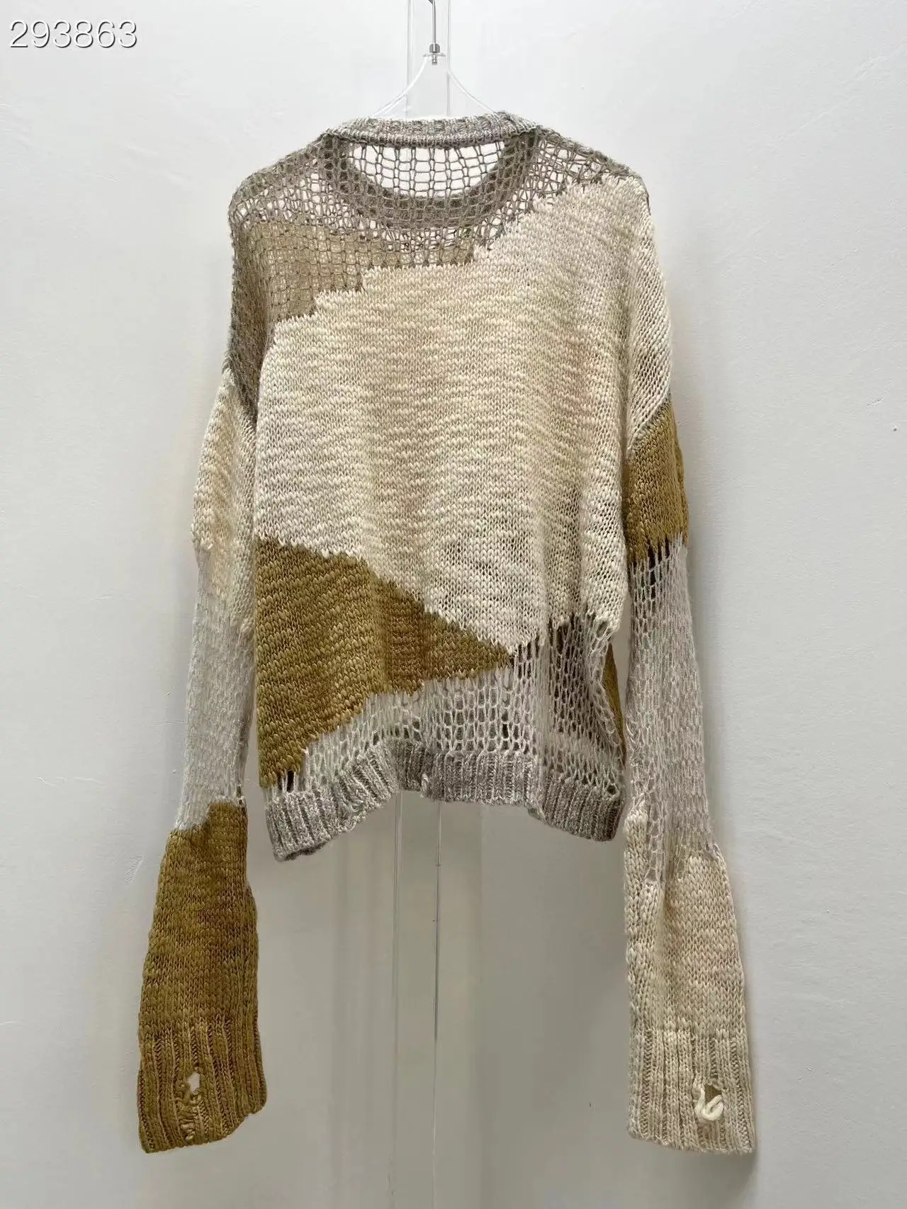 Fyion High Quality Runway Design Sweater Women 2022 Summer Knitted Color Patchwork Femme Pullover Long Sleeves Sweater
Fyion High Quality Runway Design Sweater Women 2022 Summer Knitted Color Patchwork Femme Pullover Long Sleeves Sweater