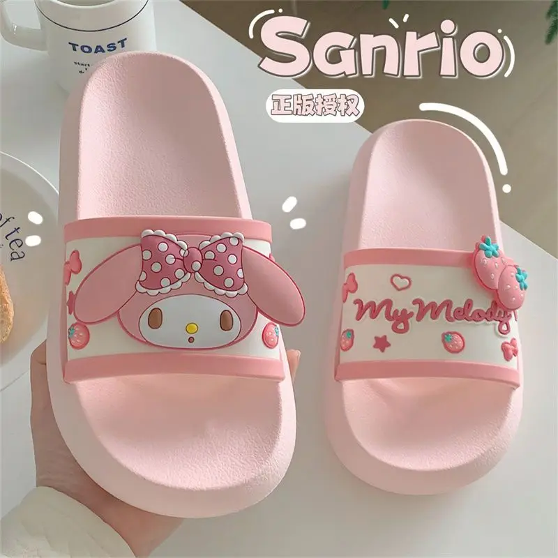 Новинка Kawaii подлинные Sanrio аниме My Melody Мультфильм клубника тапочки для дома Супер Мягкие плотные милые студенческие игрушки подарки для девочек
Новинка Kawaii подлинные Sanrio аниме My Melody Мультфильм клубника тапочки для дома Супер Мягкие плотные милые студенческие игрушки подарки для девочек