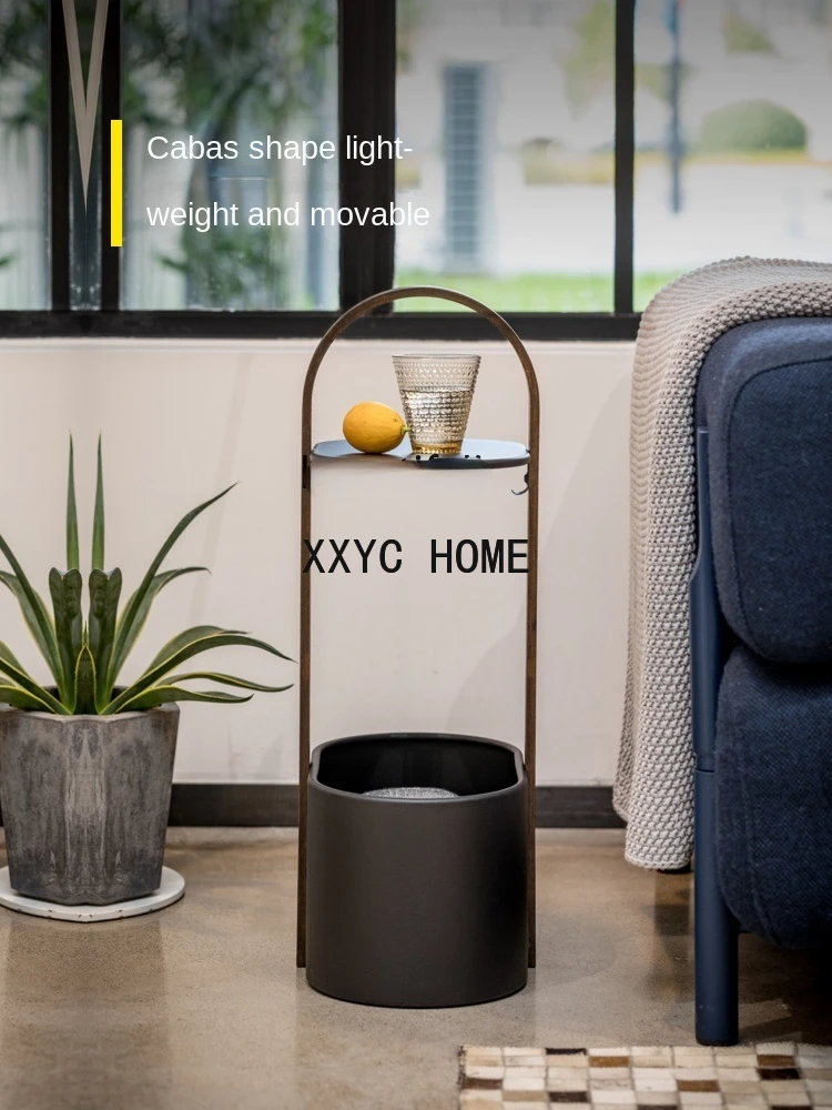 Современный простой боковой столик zqStorage для дома, гостиной, маленькой квартиры, кофейный столик, роскошный
Современный простой боковой столик zqStorage для дома, гостиной, маленькой квартиры, кофейный столик, роскошный
