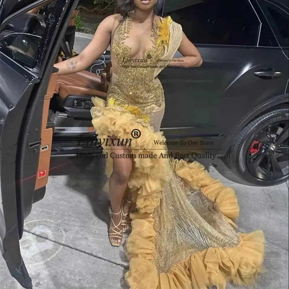 Gold Feathers Shinny Rhinestone Prom Dresses 2024 For Black Girls Mermaid Birthday Party Dress Homecoming Gown robe
Gold Feathers Shinny Rhinestone Prom Dresses 2024 For Black Girls Mermaid Birthday Party Dress Homecoming Gown robe