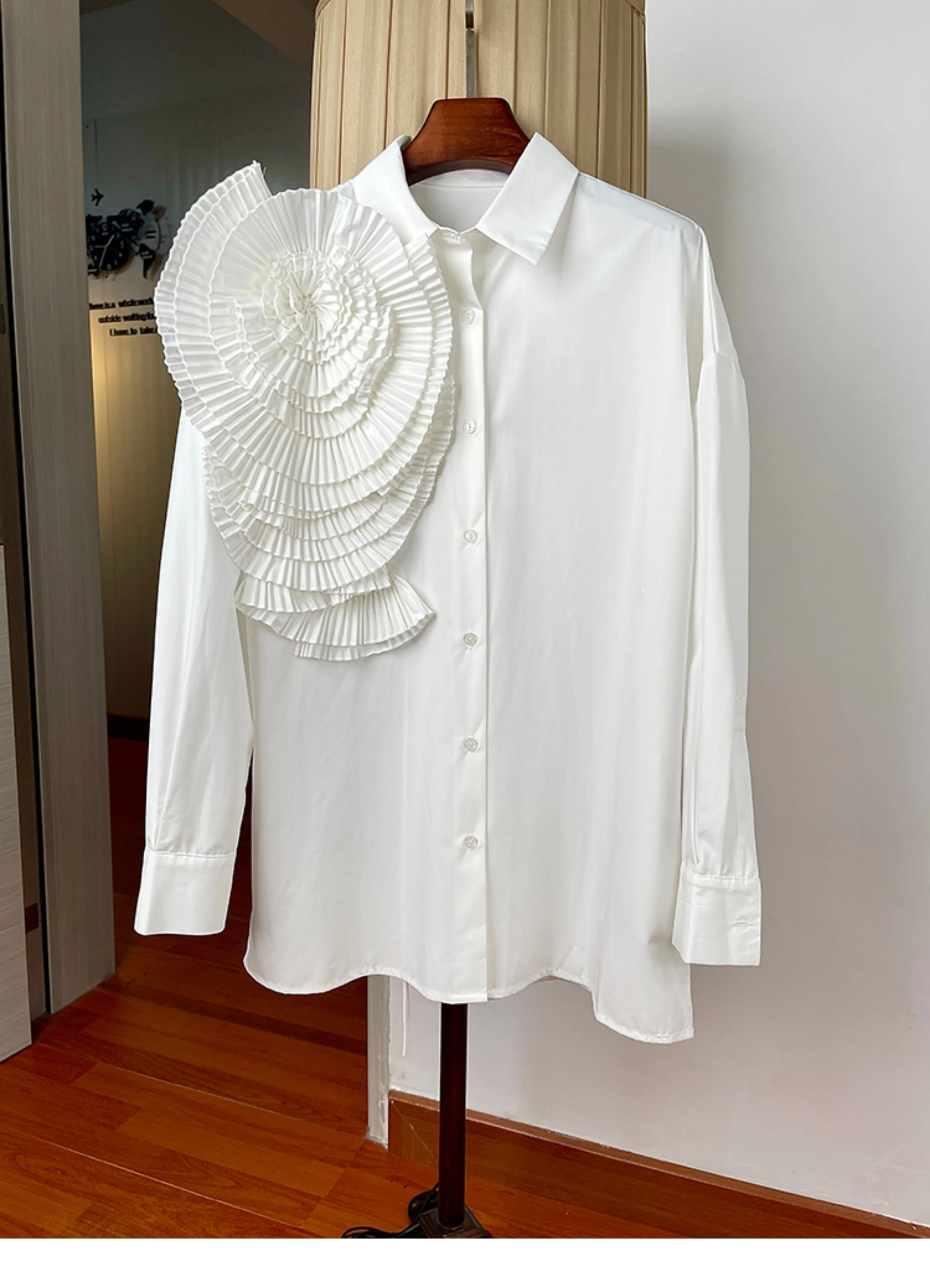 Autumn Brand New Designer Women High Quality Flower Long Sleeves Shirt Tops B084
Autumn Brand New Designer Women High Quality Flower Long Sleeves Shirt Tops B084