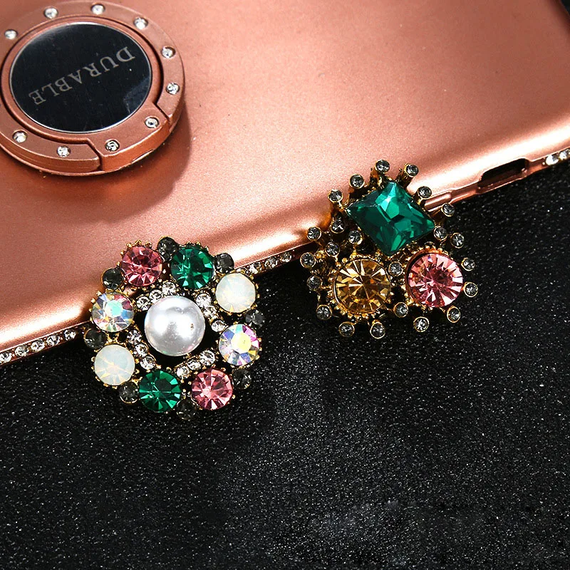 20 шт./партия, пуговицы со стразами
20 шт./партия, пуговицы со стразами