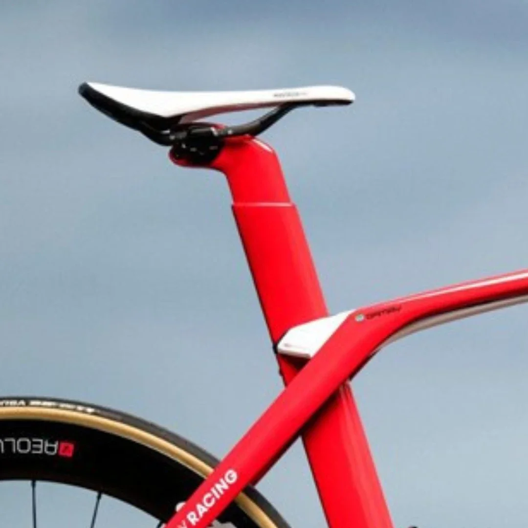 Light Weight Disc SLR Carbon Bike Road Frame T1100 UD Cycling Bike Frameset Disk Brake Bicycle Racing Frame Made in Taiwan
Light Weight Disc SLR Carbon Bike Road Frame T1100 UD Cycling Bike Frameset Disk Brake Bicycle Racing Frame Made in Taiwan