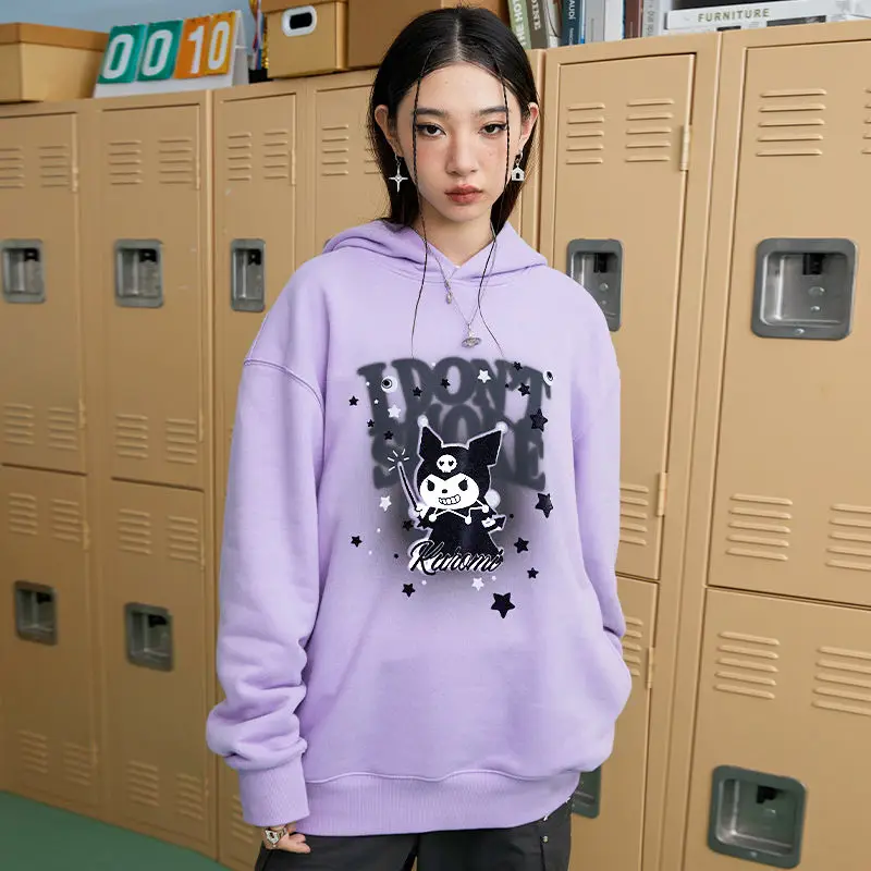 Y2K Sanrio Kuromi свитер с капюшоном 100% хлопок милый крутой женский мультяшный принт осень зима парный свободный плюшевый пуловер Топы
Y2K Sanrio Kuromi свитер с капюшоном 100% хлопок милый крутой женский мультяшный принт осень зима парный свободный плюшевый пуловер Топы