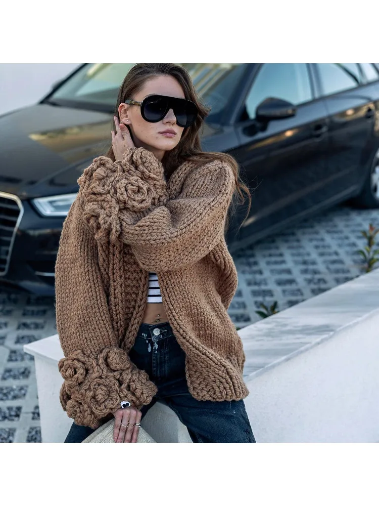 2024 New Crochet Long Cardigan Knitted Women Korean Style Coarse Yarn Winter Maillard Luxury Cardigan Fall Vintage High Street
2024 New Crochet Long Cardigan Knitted Women Korean Style Coarse Yarn Winter Maillard Luxury Cardigan Fall Vintage High Street
