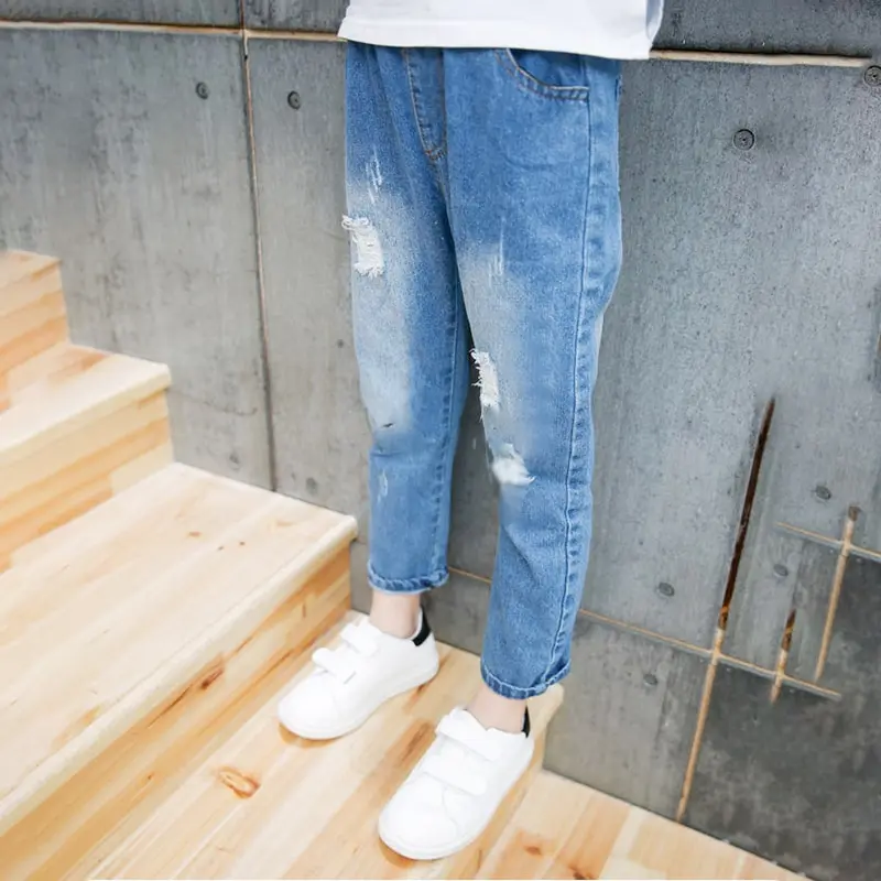 2023 new baby clothing children's jeans girls' jeans baby girls' pants sports school children's sports pants outdoor youth pants
2023 new baby clothing children's jeans girls' jeans baby girls' pants sports school children's sports pants outdoor youth pants