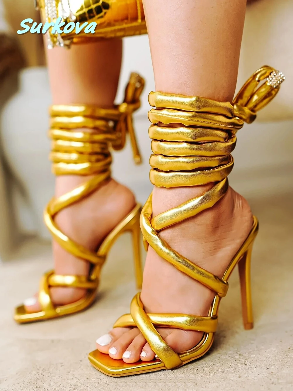 Gold Ankle Wrap Sandals Square Toe Skinny Thin High Heel 2024 Summer Fashion Solid Women Rhinestone Shoes Party Dress Stiletto
Gold Ankle Wrap Sandals Square Toe Skinny Thin High Heel 2024 Summer Fashion Solid Women Rhinestone Shoes Party Dress Stiletto
