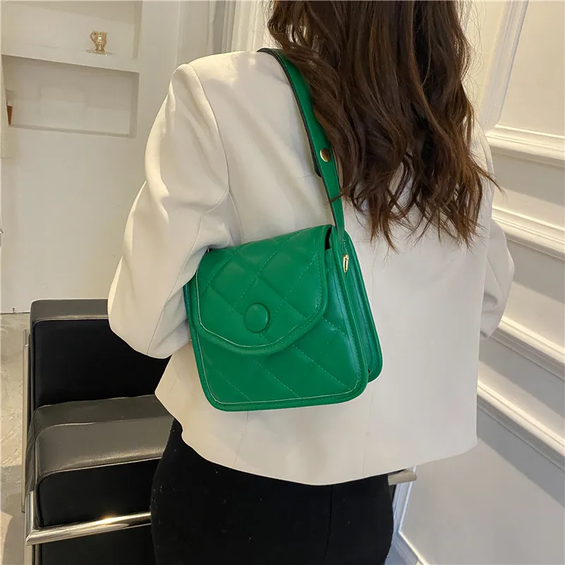 

Роскошная брендовая маленькая квадратная сумка для женщин, 2021 качественная сумка через плечо из искусственной кожи с Lingge-рисунком, однотонная женская сумка-мессенджер