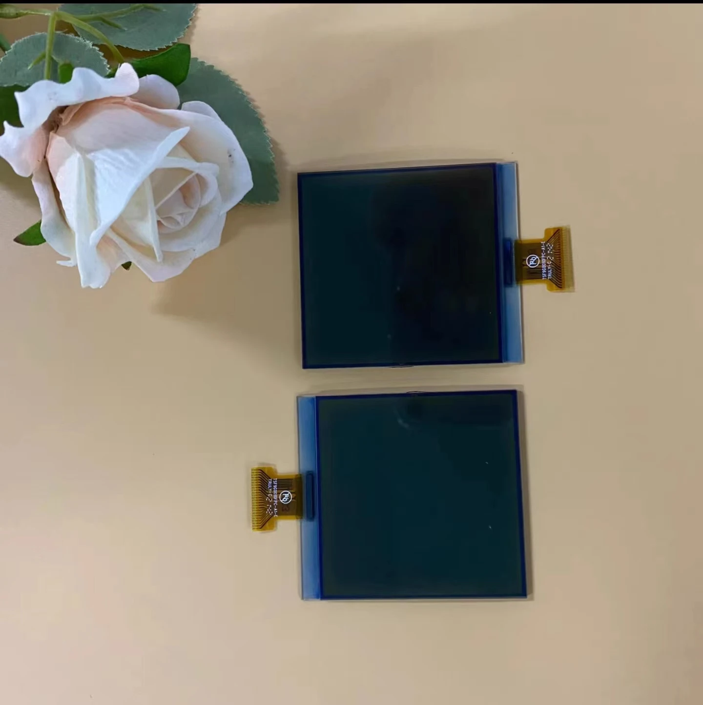 The Original TSF9G0010FPC TSF9G0010FPC-A1-E LCD Screen is Used to Replace The LCD Screen Free of Freight
The Original TSF9G0010FPC TSF9G0010FPC-A1-E LCD Screen is Used to Replace The LCD Screen Free of Freight