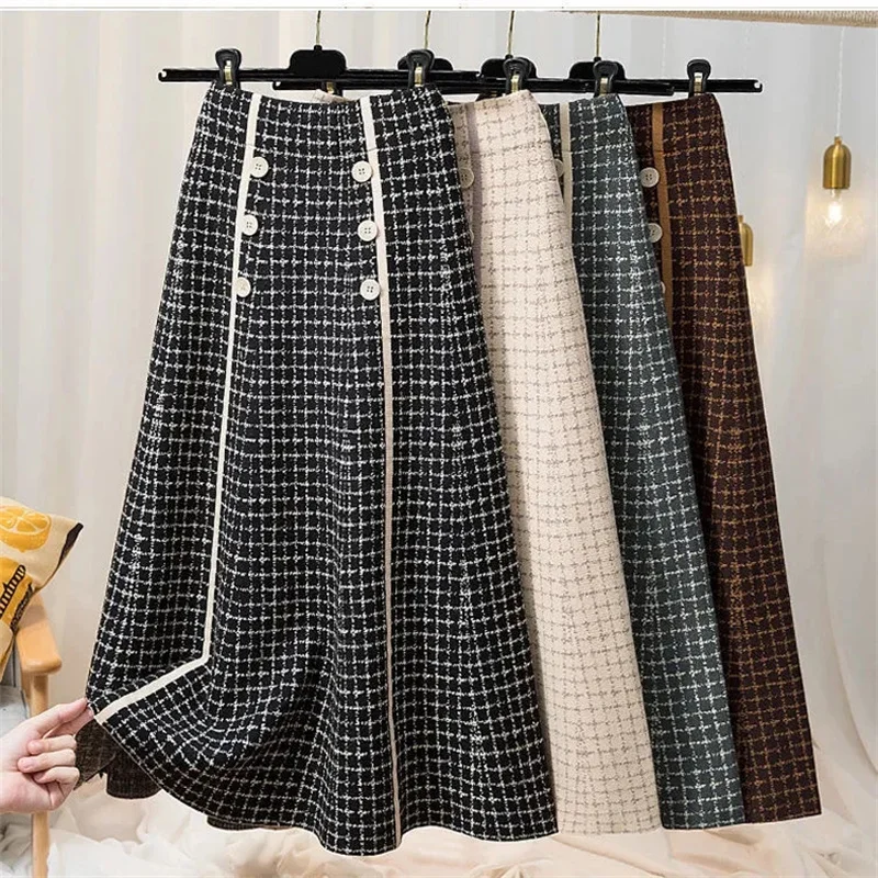 Double Breasted Knitted Skirt Ladies Winter 2022 Korean Fashion Elegant High Waist A-line Fashion Oversized Sweater Plaid Skirts 
Double Breasted Knitted Skirt Ladies Winter 2022 Korean Fashion Elegant High Waist A-line Fashion Oversized Sweater Plaid Skirts