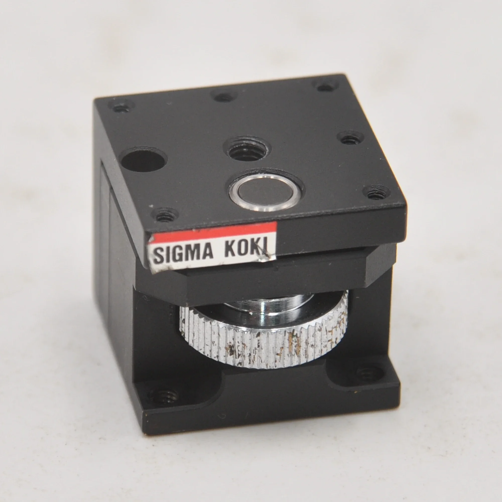 Sigma TASB-253 ручной z-осью ласточкин хвост слот железнодорожных горизонтальный предустановленных платформы 25*25 Медь ход положительный 3 мм
Sigma TASB-253 ручной z-осью ласточкин хвост слот железнодорожных горизонтальный предустановленных платформы 25*25 Медь ход положительный 3 мм