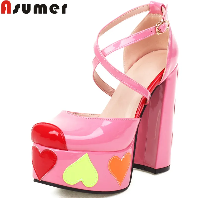 ASUMER 2022 New Patent Leather Platform Sandals Women Super High Heels Shoes Summer Unique Ladies Party Shoes
ASUMER 2022 New Patent Leather Platform Sandals Women Super High Heels Shoes Summer Unique Ladies Party Shoes