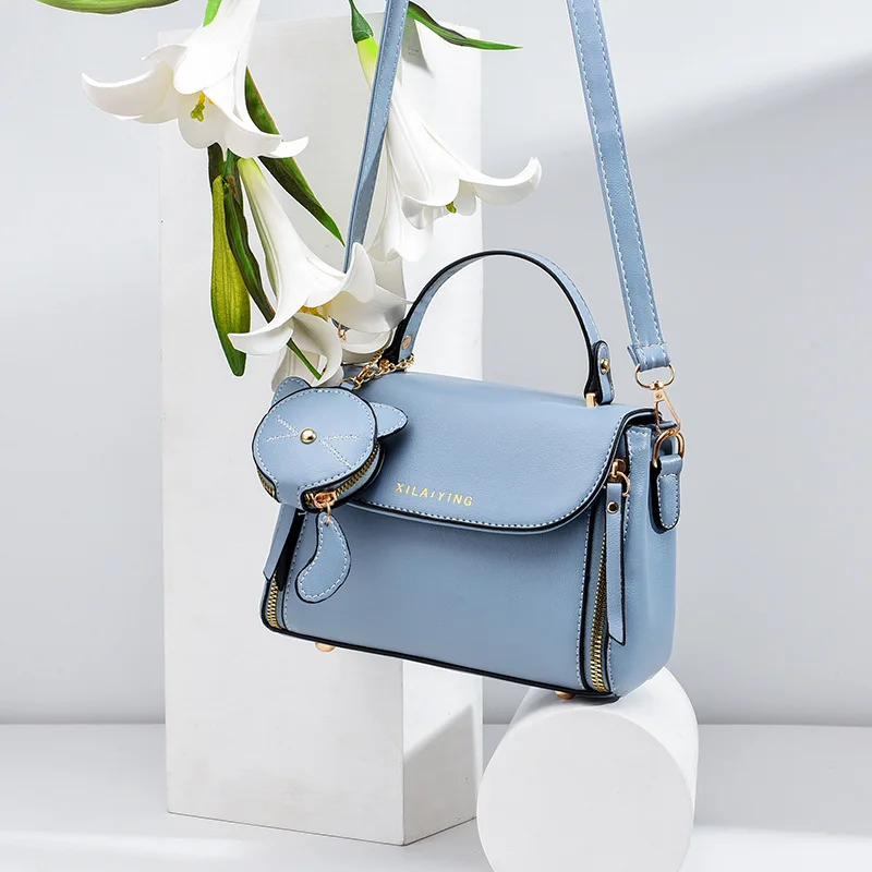Female bag 2020 autumn and winter new trendy small fresh fashion small bag messenger shoulder handbag
Female bag 2020 autumn and winter new trendy small fresh fashion small bag messenger shoulder handbag