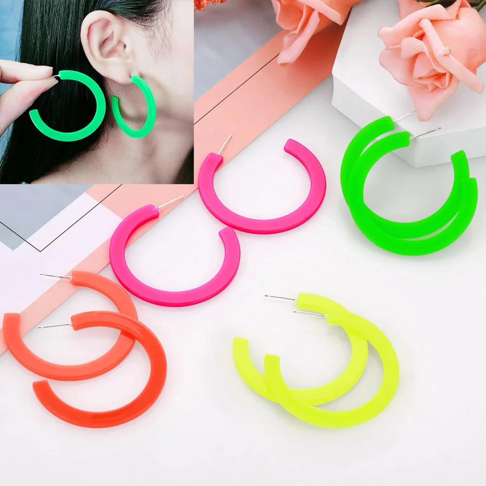 2 Pcs Women Acrylic Earrings 80s 90s Birthday Party Costume Accessory Neon Retro Colorful Candy Color Lightweight Hoop Earrings
2 Pcs Women Acrylic Earrings 80s 90s Birthday Party Costume Accessory Neon Retro Colorful Candy Color Lightweight Hoop Earrings