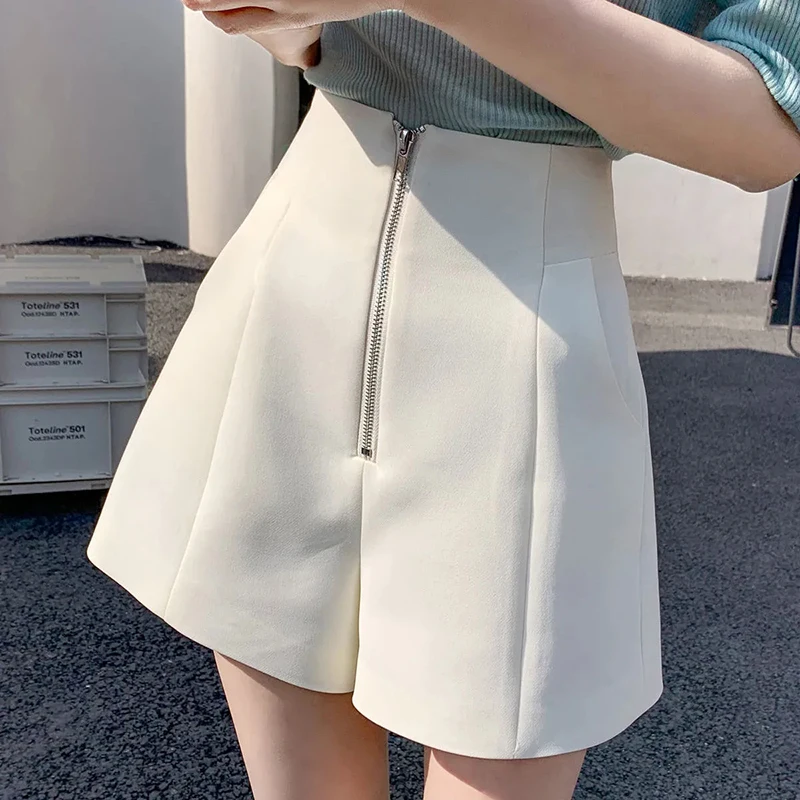 Gidyq Summer Women Suit Shorts Korean Fashion Zipper Loose Wide Leg Pants High Waist Female White Casual Shorts New
Gidyq Summer Women Suit Shorts Korean Fashion Zipper Loose Wide Leg Pants High Waist Female White Casual Shorts New