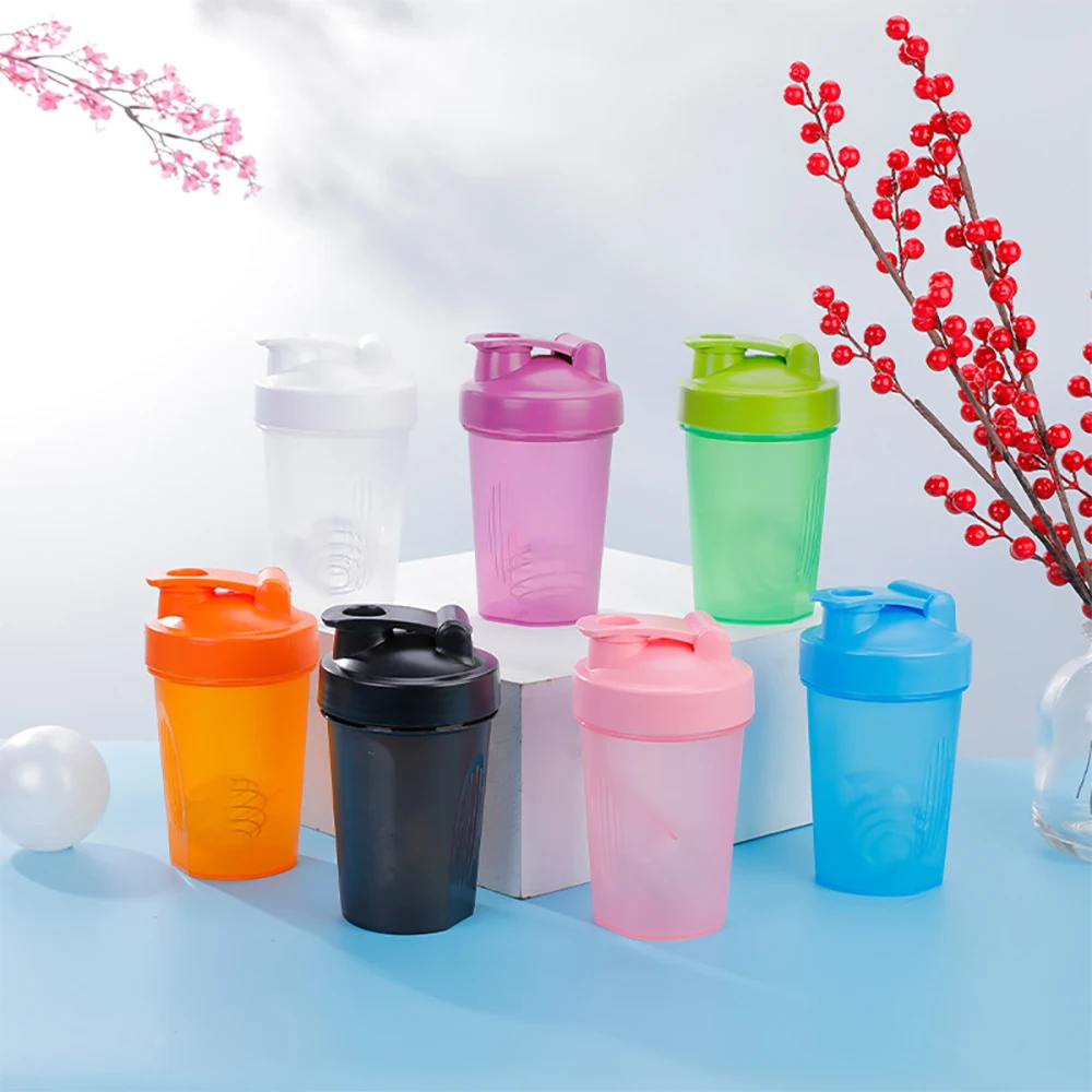 

1pcs 400ml Shaker Cup Water Bottle Sports Portable Convenient Stirring Cup Plastic Shakers Bottle Adults Drink Water Accessories