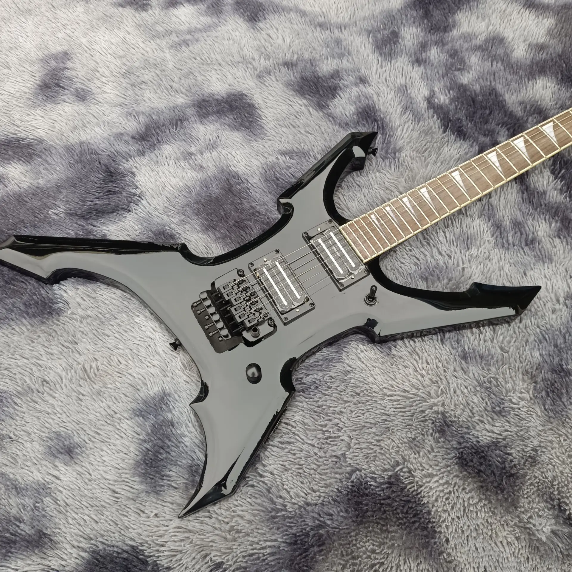 Factory custom JACKSON Electric Guitar with HH pick up black hardware, Oddity Guitar, custom 
Factory custom JACKSON Electric Guitar with HH pick up black hardware, Oddity Guitar, custom