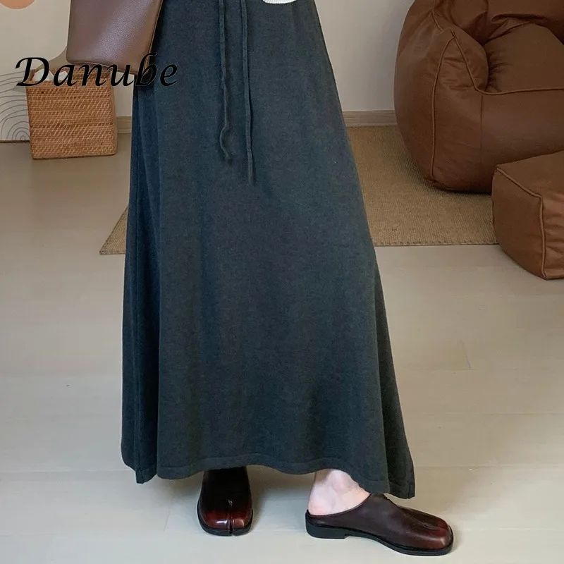 Women's Knitted Long Skirt Autumn Winter Elegant High Waist Temperament Drawstring Skirt Female Korean Casual Loose A-Line Skirt
Women's Knitted Long Skirt Autumn Winter Elegant High Waist Temperament Drawstring Skirt Female Korean Casual Loose A-Line Skirt
