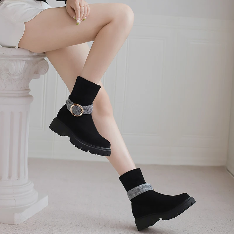 Lolita Style Pink Flock Stretch Fabric Ankle Boots Princess Bling Belt Block 5cm High Heels Party Shoes Women Autumn Winter 2023
Lolita Style Pink Flock Stretch Fabric Ankle Boots Princess Bling Belt Block 5cm High Heels Party Shoes Women Autumn Winter 2023