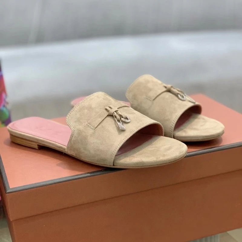 2023 Guangzhou High quality European and American Fashion Classic Lefu Shoes Flat Bottom Casual Slippers Couple Shoes
2023 Guangzhou High quality European and American Fashion Classic Lefu Shoes Flat Bottom Casual Slippers Couple Shoes