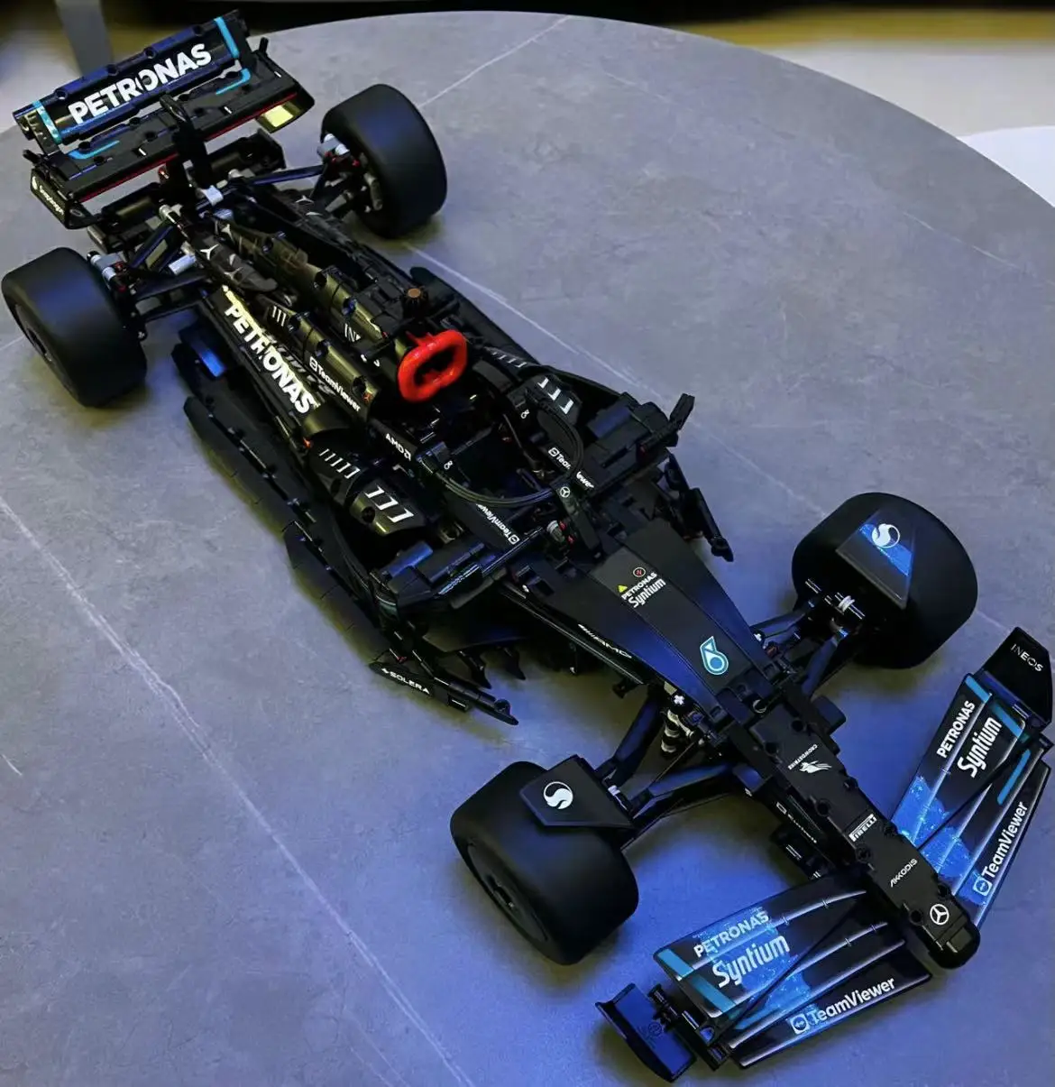 2024 Новинка 42171 F1 строительные блоки для представлений Супер спортивный автомобиль Сборная модель автомобиля игрушки кирпичи для детей Подарки
2024 Новинка 42171 F1 строительные блоки для представлений Супер спортивный автомобиль Сборная модель автомобиля игрушки кирпичи для детей Подарки