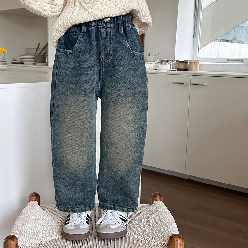 Children Clothing Kids Denim Pants Cashmere Straight Leg Trousers for Boys and Girls Korean Style Casual Vintage Kids Jeans
Children Clothing Kids Denim Pants Cashmere Straight Leg Trousers for Boys and Girls Korean Style Casual Vintage Kids Jeans