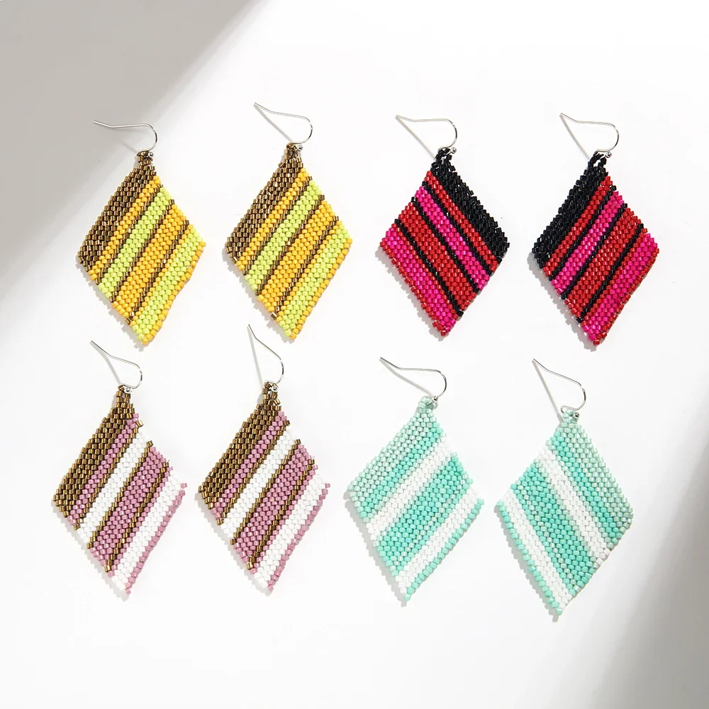 Fringed earrings Hand woven fashion personality diamond Beading Simplicity Bohemia geometry alloy ma'am Rice bead ear
Fringed earrings Hand woven fashion personality diamond Beading Simplicity Bohemia geometry alloy ma'am Rice bead ear