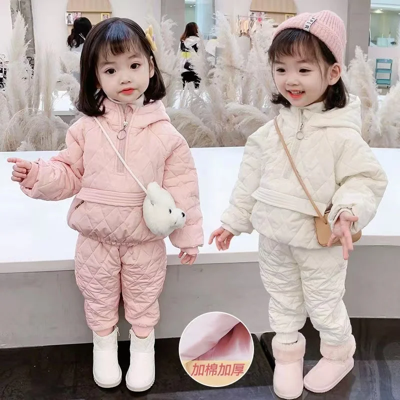 Girls Thickened Set 2024 New Autumn And Winter Clothes Baby Girl's Cotton Coat Cotton-Padded Clothes Two-Piece Warm Children
Girls Thickened Set 2024 New Autumn And Winter Clothes Baby Girl's Cotton Coat Cotton-Padded Clothes Two-Piece Warm Children