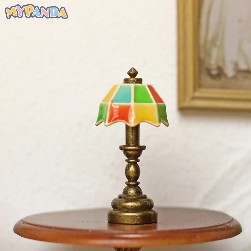 1PC Mini 1:12 Miniature Table Candlestick Retro Desk Lamp Doll House Lamps Decor Accessories Dollhouse Furniture Toys
1PC Mini 1:12 Miniature Table Candlestick Retro Desk Lamp Doll House Lamps Decor Accessories Dollhouse Furniture Toys