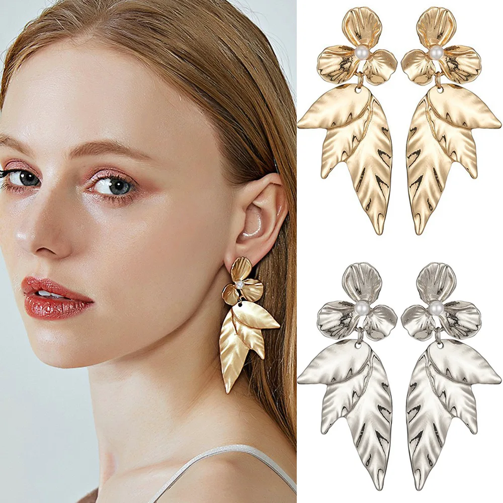 2023 New Trend Metal Leaf Earrings Women's Exaggerated Retro Stud Earrings Banquet Wedding Jewelry Accessories
2023 New Trend Metal Leaf Earrings Women's Exaggerated Retro Stud Earrings Banquet Wedding Jewelry Accessories