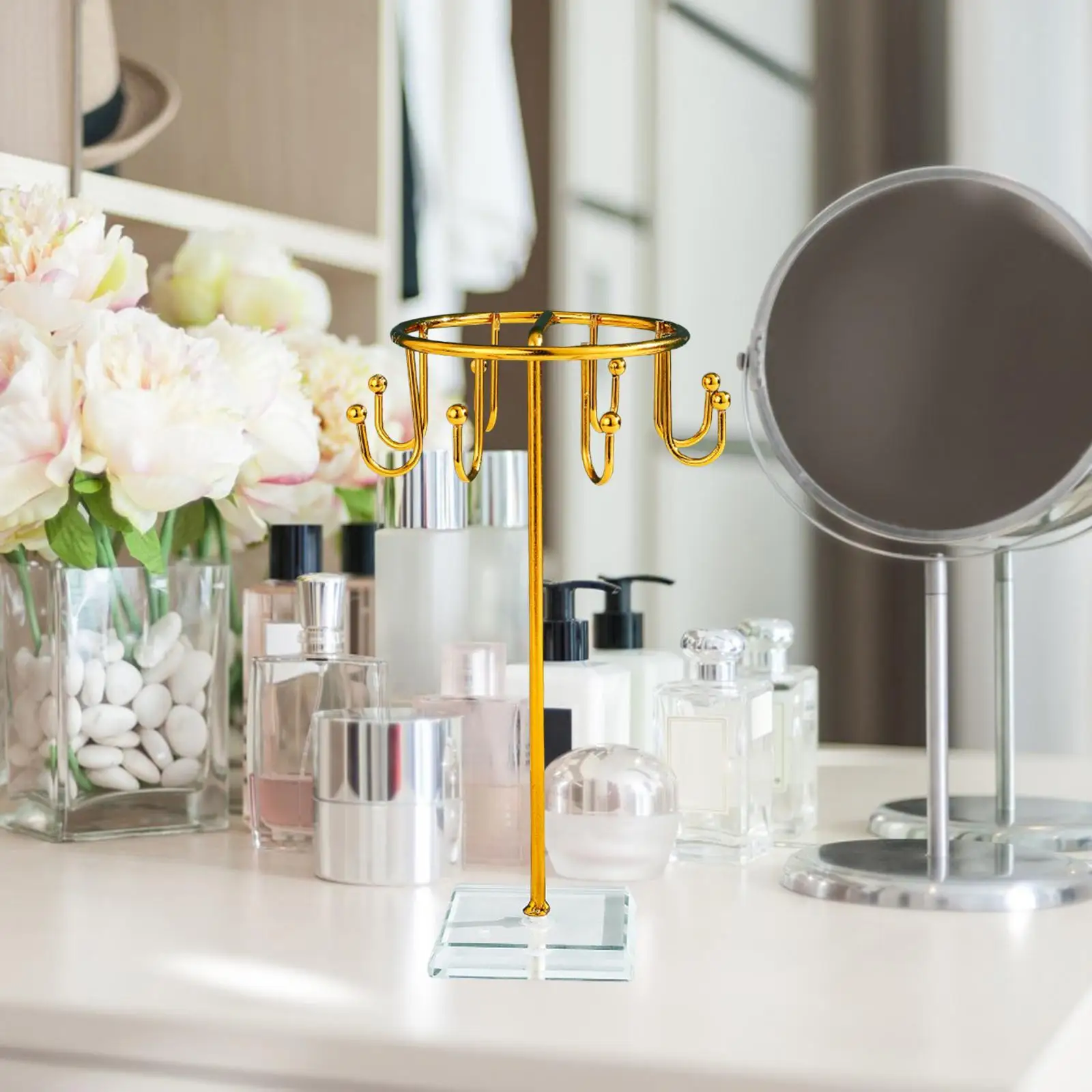 Jewelry Shelf with Base Show Jewelry Minimalist Exquisite Tabletop Jewelry Organizer for Hanging Pendant Ring Bracelet Watch
Jewelry Shelf with Base Show Jewelry Minimalist Exquisite Tabletop Jewelry Organizer for Hanging Pendant Ring Bracelet Watch