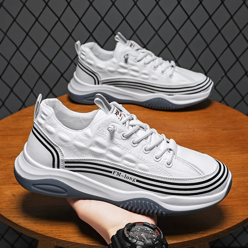 Four Seasons Lightweight Men Shoes New Korean Version Low Top Comfortable Sneakers Trend Wear-resistant Casual Male Sports Shoes
Four Seasons Lightweight Men Shoes New Korean Version Low Top Comfortable Sneakers Trend Wear-resistant Casual Male Sports Shoes