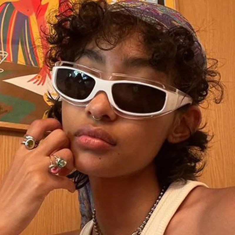 Y2K Future Technology Sunglasses men women New Fashion One Piece Sun Glasses Men oval Steampunk Shades Ladies 2000's Eyewear
Y2K Future Technology Sunglasses men women New Fashion One Piece Sun Glasses Men oval Steampunk Shades Ladies 2000's Eyewear