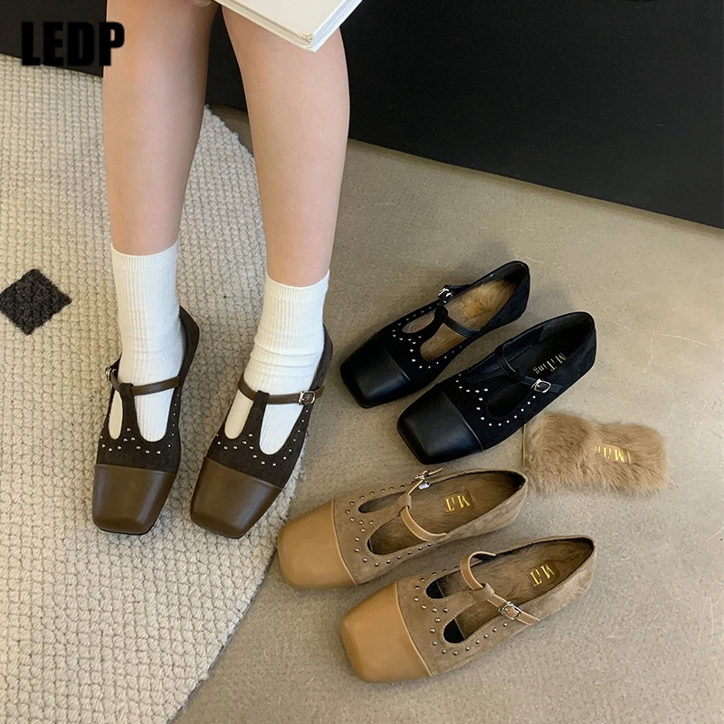 Square Toe Mary Jane Female Shallow T-tied Flats Ladies 2023 New Buckle Strap Warm Furry Women's Patchwork Single Shoes Vintage
Square Toe Mary Jane Female Shallow T-tied Flats Ladies 2023 New Buckle Strap Warm Furry Women's Patchwork Single Shoes Vintage