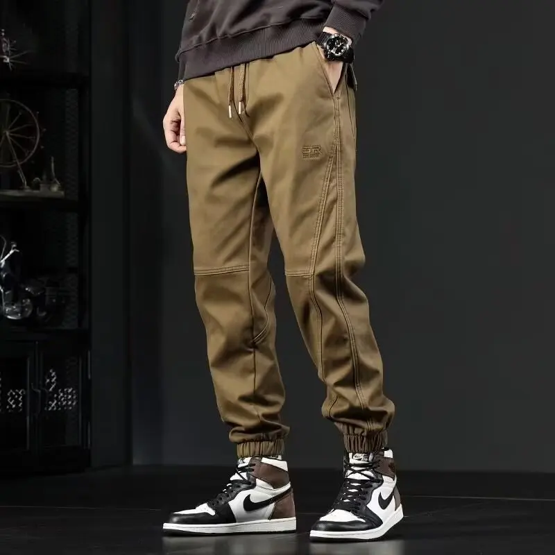 Men's casual overalls fashion brand sport nine points men's binding leg pants man
Men's casual overalls fashion brand sport nine points men's binding leg pants man