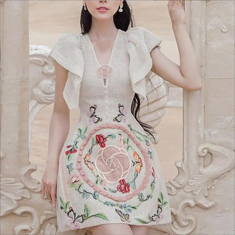 Embroidery Party Dresses Women Luxury Dress A-Line Short Sleeve Elegant Dress 2023 Boho Spring Summer High Waist Runway p777
Embroidery Party Dresses Women Luxury Dress A-Line Short Sleeve Elegant Dress 2023 Boho Spring Summer High Waist Runway p777