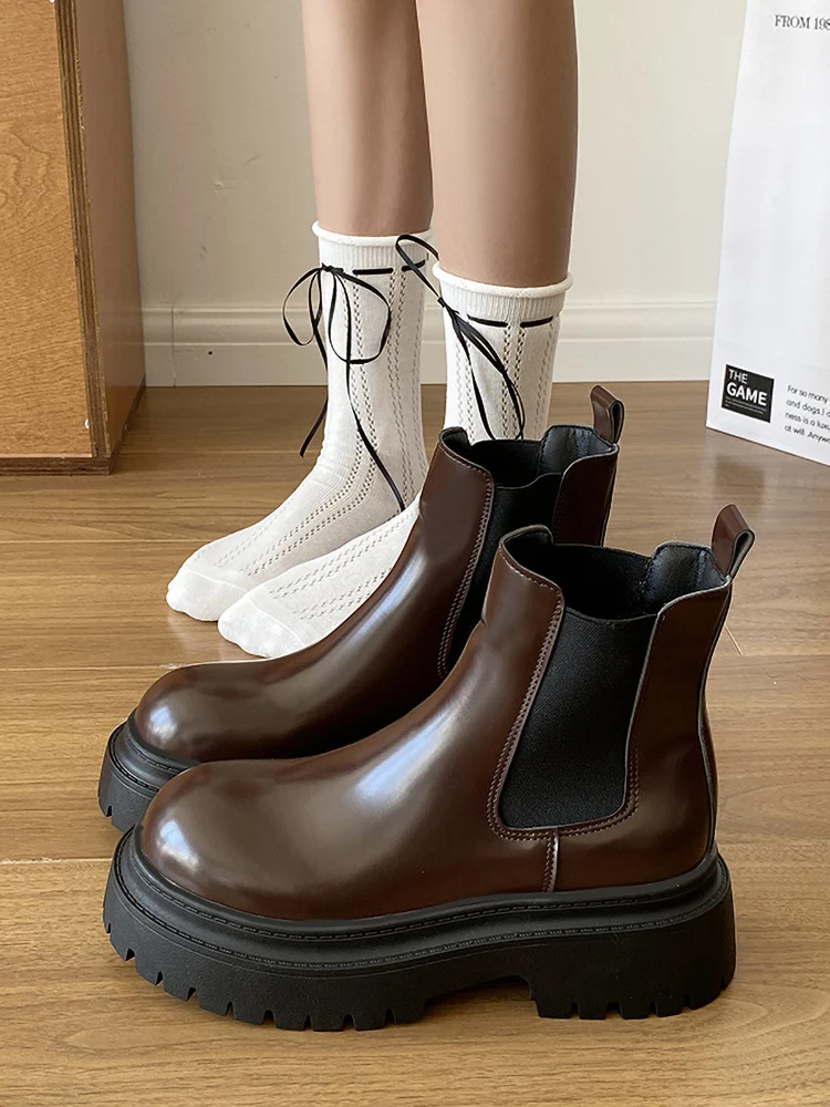

Женские ботинки, ботинки-женские роскошные дизайнерские ботинки челси с круглым носком, на плоской резиновой подошве, Лолита средней высоты, модные римские ботинки без шнуровки в стиле рок, 2023
