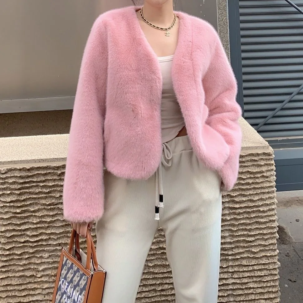 New Autumn Winter Clothes Women's Jacket V-neck Versatile Fur Coat Environmental Friendly Ladies Jackets Warm Wool Coat
New Autumn Winter Clothes Women's Jacket V-neck Versatile Fur Coat Environmental Friendly Ladies Jackets Warm Wool Coat