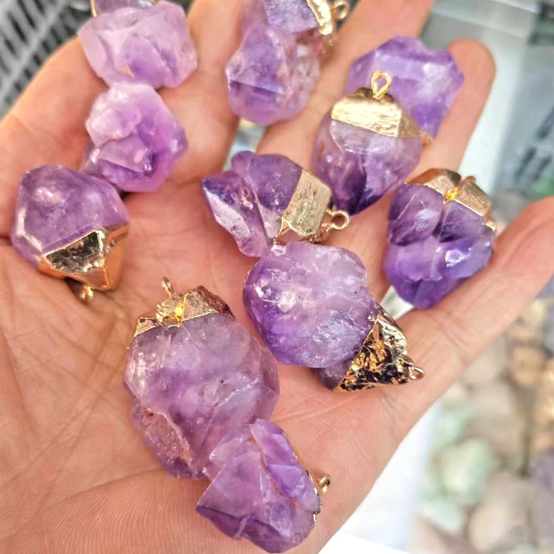 New Natural Amethyst Pendant Irregular Necklace DIY Accessories Pendant Amethyst Pendant Wholesale
New Natural Amethyst Pendant Irregular Necklace DIY Accessories Pendant Amethyst Pendant Wholesale