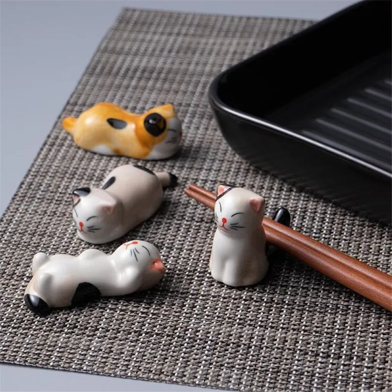 3pcs Ceramic Lucky Cat Chopstick Rest Cute Japanese-style Sushi Chopstick Holder Kitchen Restaurant Tableware
3pcs Ceramic Lucky Cat Chopstick Rest Cute Japanese-style Sushi Chopstick Holder Kitchen Restaurant Tableware