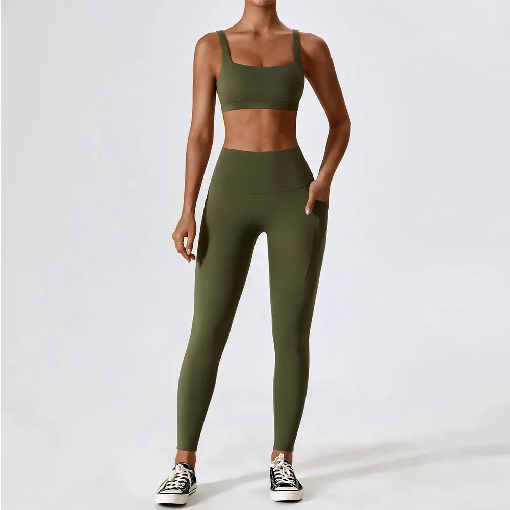Yoga Clothing Sets Women Sportswear High Waist Leggings And Top 2 Piece Set Seamless Tracksuit Fitness Workout Outfits Gym Wear 
Yoga Clothing Sets Women Sportswear High Waist Leggings And Top 2 Piece Set Seamless Tracksuit Fitness Workout Outfits Gym Wear