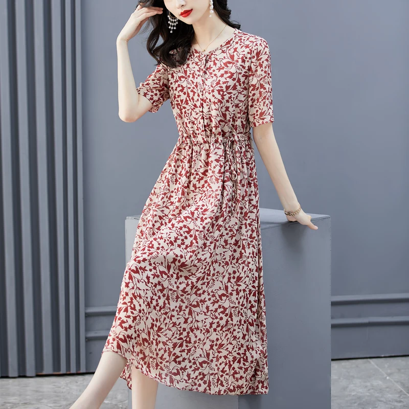 2023 New Fashion Silk Printed Dress Women's Summer Versatile Round Neck Short Sleeve Loose Fit Casual Holiday Dress Vestidos
2023 New Fashion Silk Printed Dress Women's Summer Versatile Round Neck Short Sleeve Loose Fit Casual Holiday Dress Vestidos