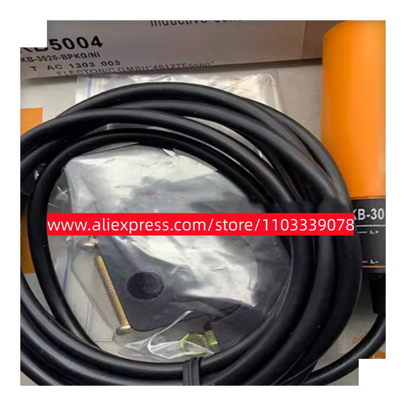 2PCS New capacitor sensor KB5004 KB-3020-BPKG/NI
2PCS New capacitor sensor KB5004 KB-3020-BPKG/NI