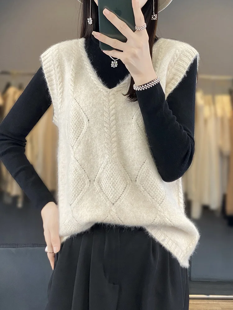 

100%Mink Cashmere Vest for Ladies V-Neck Sleeveless Tops Twist Women Sweater Knit Waistcoat Large Size Spring Autumn New Fashion